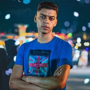 Meet your Posher, Lacey